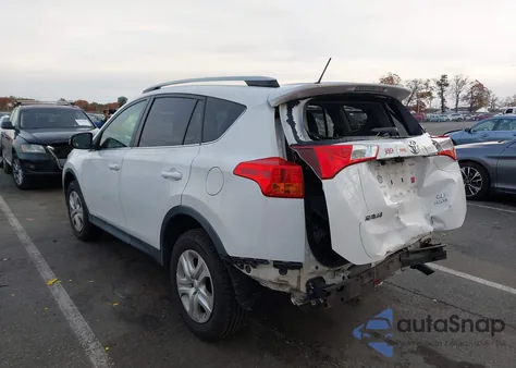 2013 Toyota Rav4 Le z USA, uszkodzony, nr VIN 2T3BFREV2DW009185